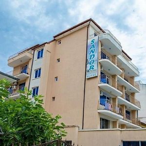 Sandor Hotel