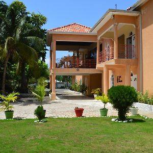 Casa De Shalom