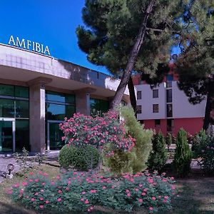 Amfibia Beach Complex