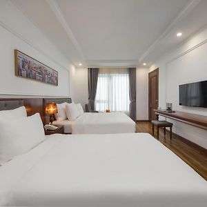 Premier Dreibettzimmer