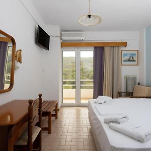 Δωμάτιο με κρεβάτι king-size