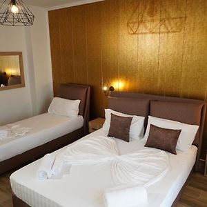 Basic Dreibettzimmer