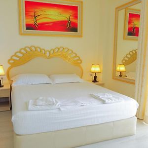 Camera con letto king size