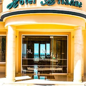 Ariadne Apartments