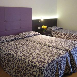 Dreibettzimmer