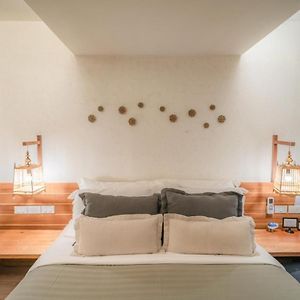 Standard Zimmer mit Kingsize-Bett