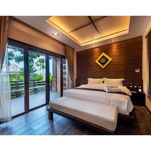 Deluxe Zimmer mit Kingsize-Bett