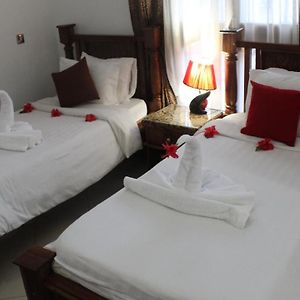 Standard Zimmer mit zwei Einzelbetten