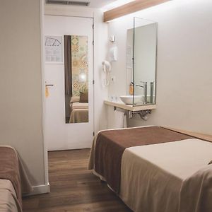 Zimmer mit zwei Einzelbetten