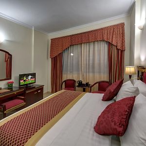 Standard Zimmer mit Kingsize-Bett