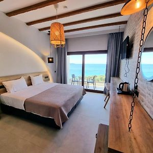Enjoy Lichnos Bay Village, Camping, Hotel And Apartments