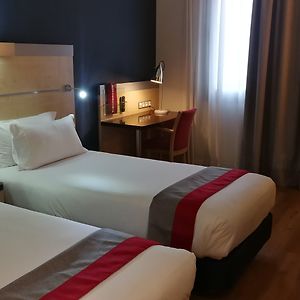 Habitación Estándar con 2 Camas Individuales