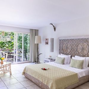 Deluxe Zimmer mit Kingsize-Bett