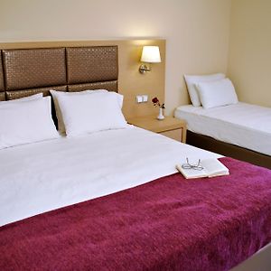 Dreibettzimmer
