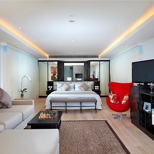Leisure Suite