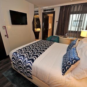 Standard Zimmer mit Kingsize-Bett