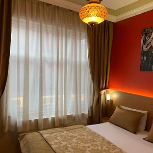 Economy Kamer met een King Size Bed