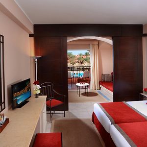Deluxe Familien-Zimmer mit zwei Einzelbetten