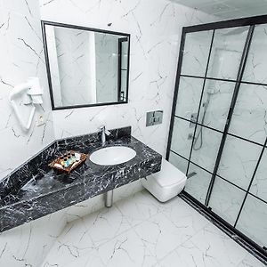Kamer met een Queen Size Bed