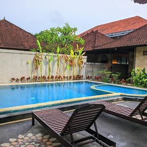 Taman Sari Cottages
