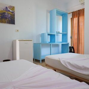 Zimmer mit zwei Einzelbetten