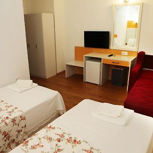 Bütçeye Uygun İki Yataklı Oda