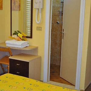 Camera con letto queen size