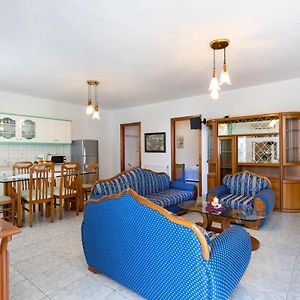 Villa Romantika