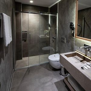 Superior Studio