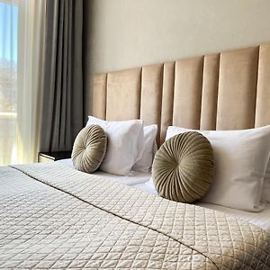 Standard Zimmer mit Kingsize-Bett