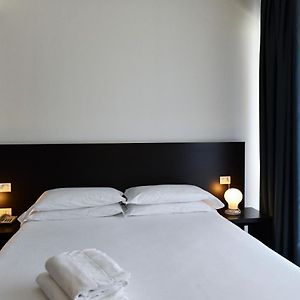 Beach King Room