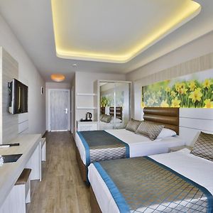 Standard Zimmer mit Kingsize-Bett