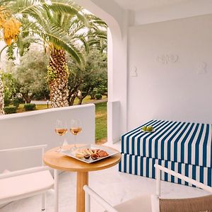 Deluxe Bungalow