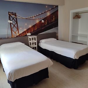 Deluxe Zimmer mit zwei Einzelbetten