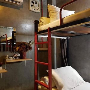 Dormitory Room Mixed
