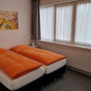 Standard Zimmer mit zwei Einzelbetten