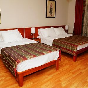 Dreibettzimmer