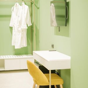 Deluxe Zimmer mit Kingsize-Bett