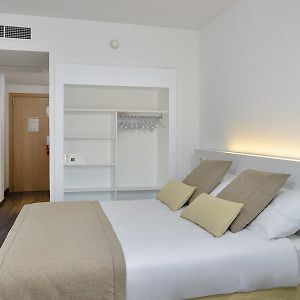 Habitación con 2 Camas Individuales