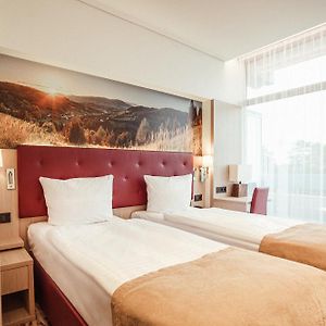 Standard Zimmer mit zwei Einzelbetten