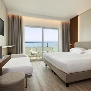 Camera con letto king size ai piani superiori