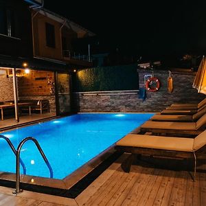 Dört Kişilik Oda