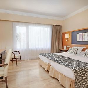 Kamer met een King Size Bed