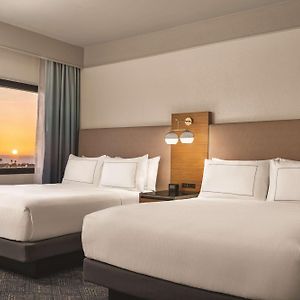 Zimmer mit Queensize-Bett