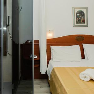 Deluxe Zimmer mit Kingsize-Bett
