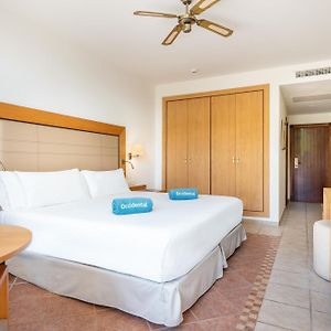 Deluxe Zimmer mit Kingsize-Bett