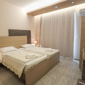 Zimmer mit zwei Einzelbetten