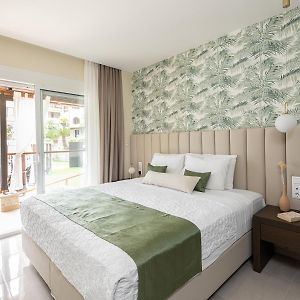 Apartament "Pool"