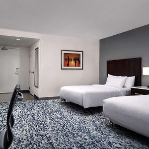 Suite für Hörgeschädigte mit Queensize-Bett