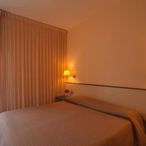 Camera standard con letto king size